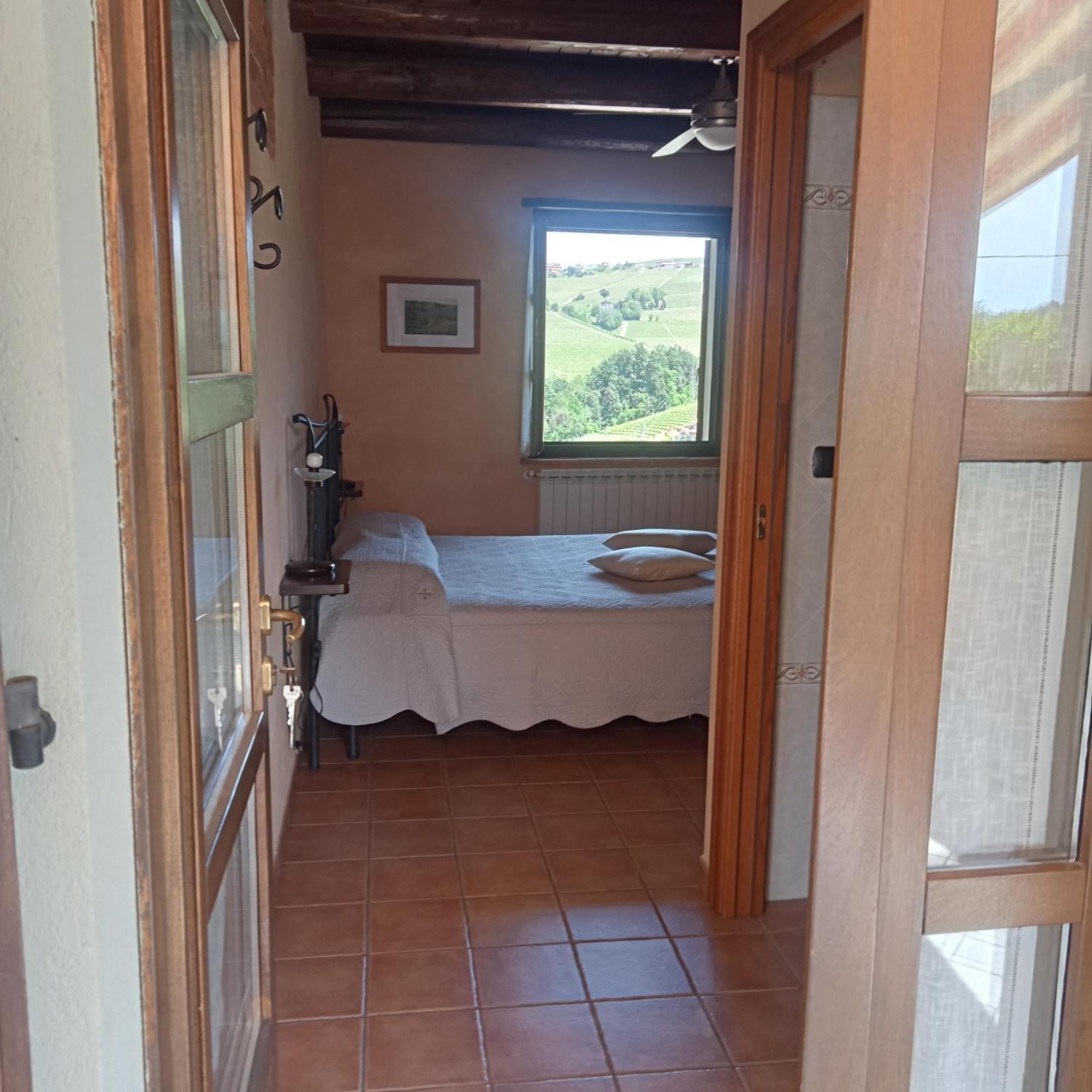Agriturismo Bric Di Gai Monforte dʼAlba Exterior foto